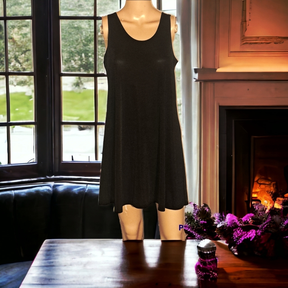 Women's black tunic dress